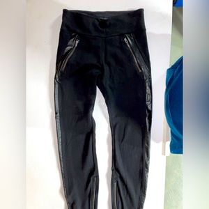 Athleta Black Leggings Siena Ankle Pant. Faux Leather Stripe with zipper 4P